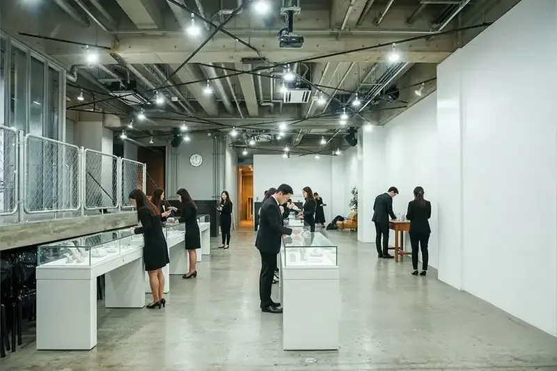 宝飾品の展示販売の利用イメージ